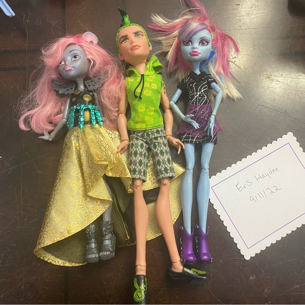 Monster high dolls
